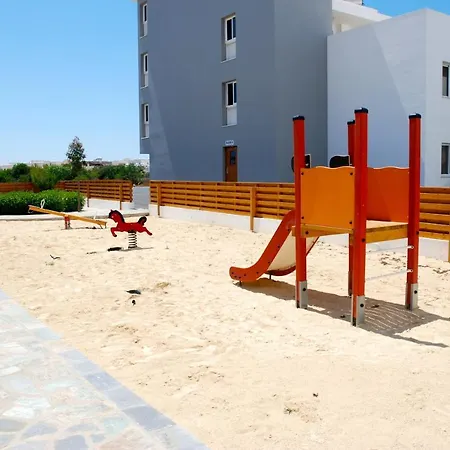 Vavara * Παραλίμνι